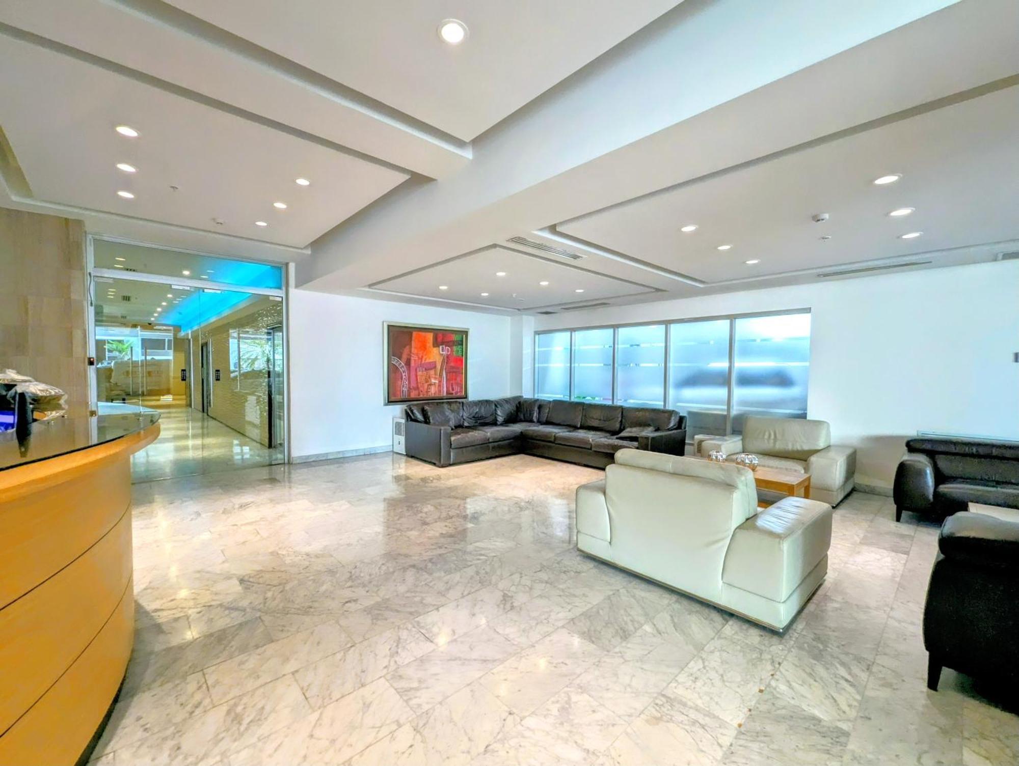 Yc 3602 L Apartamento 2Br En Av Balboa Kota Panama Bagian luar foto